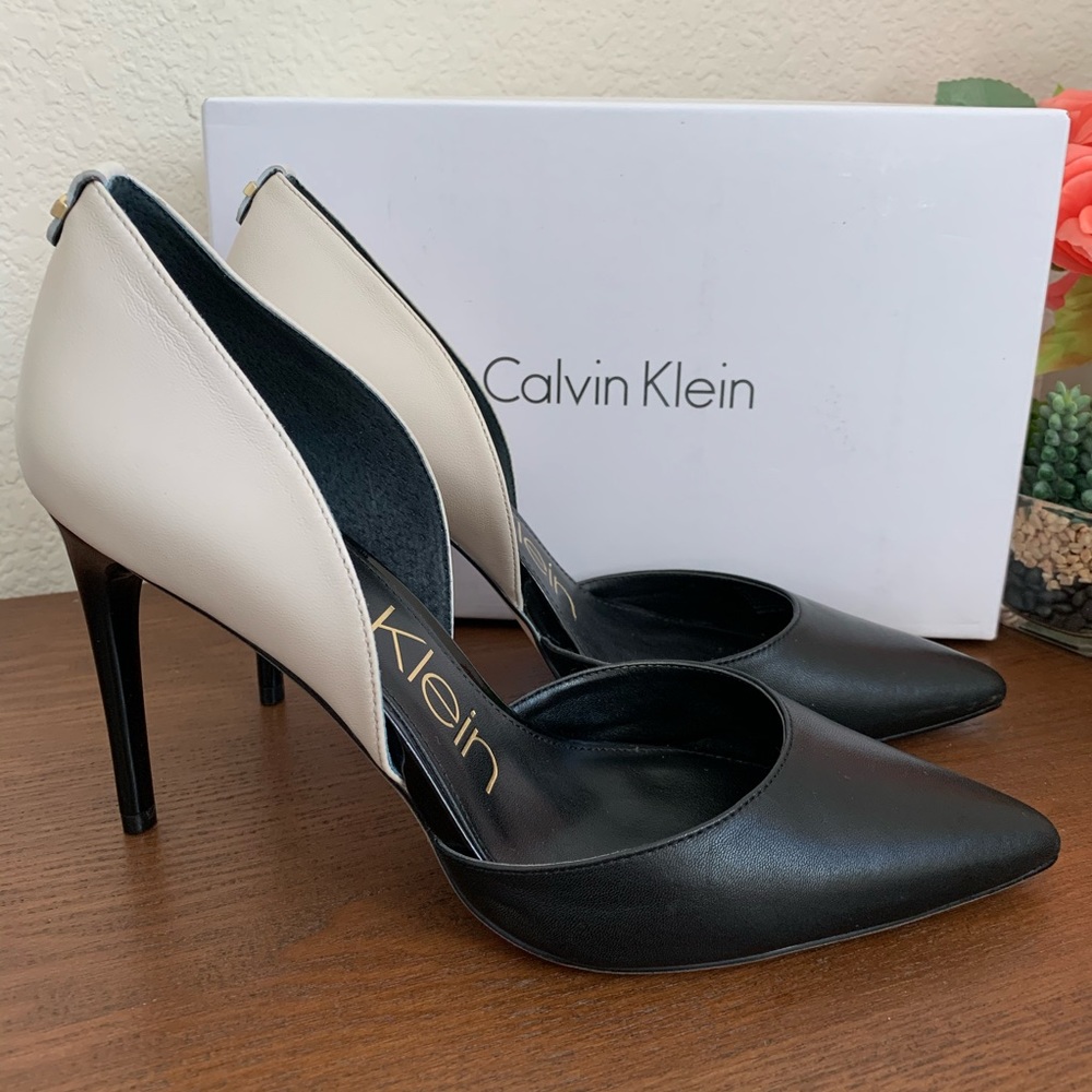 Calvin Klein NWT Pointed Toe Pumps